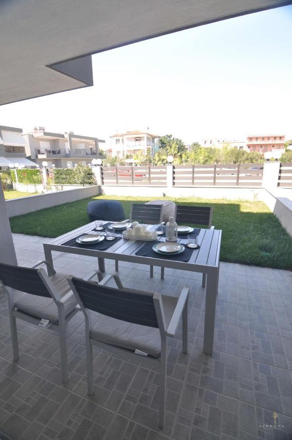 Zennova #24, Flow Nikiti Family Apt Dış mekan fotoğraf